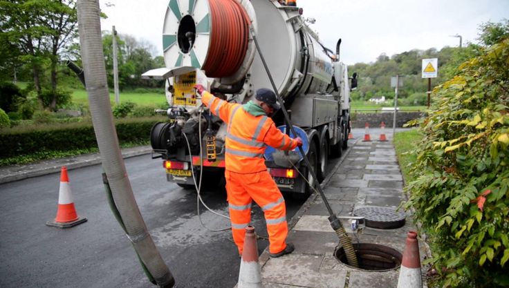 لماذا تختار تسليك سيرفس